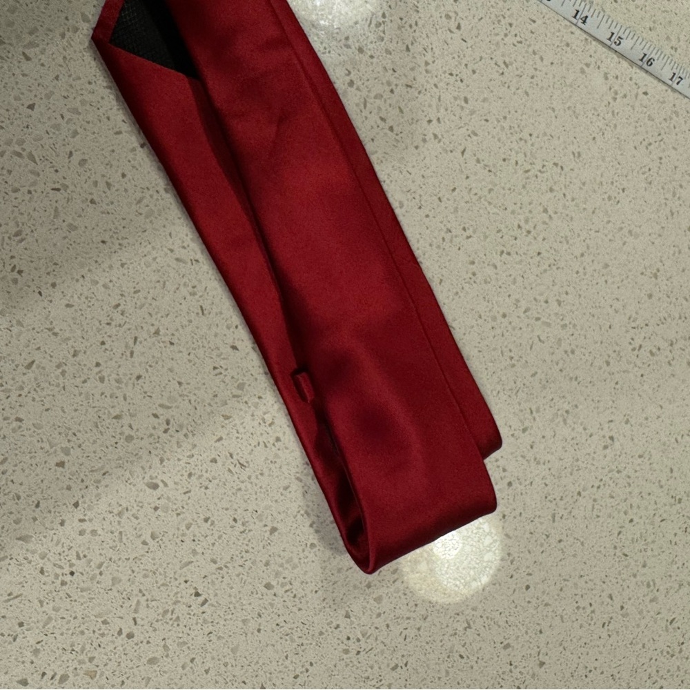 Joseph & Feiss Gold Men’s Standard Adult Elegant Red Polyester Tie - Picture 6 of 9